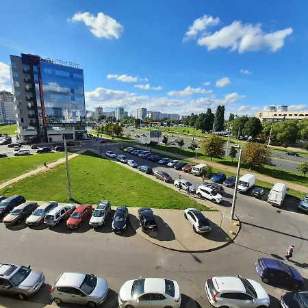 Apartment у метро On Prytyckaha 73 Minsk