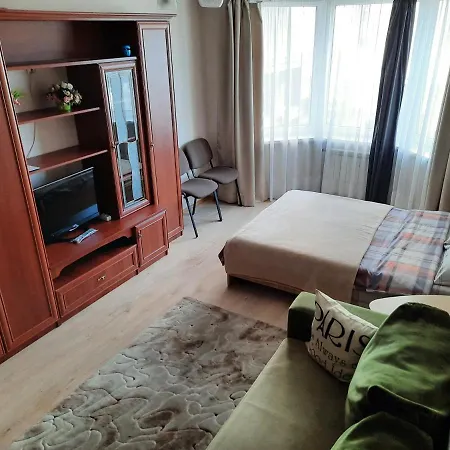 у метро On Prytyckaha 73 Apartment *
